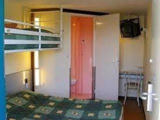 Hotel Premiere Classe Ouest - Lomme Lilla