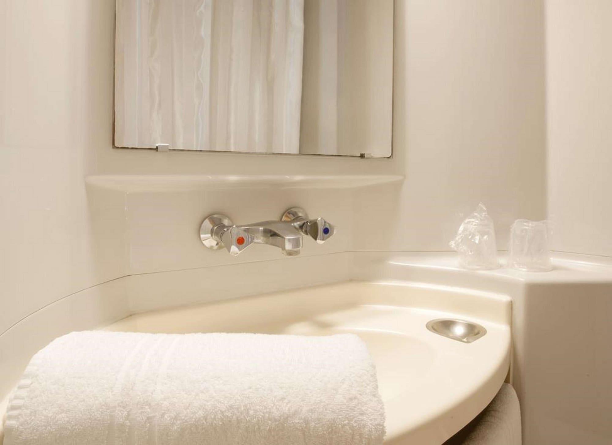 Hotel Premiere Classe Ouest - Lomme Lilla